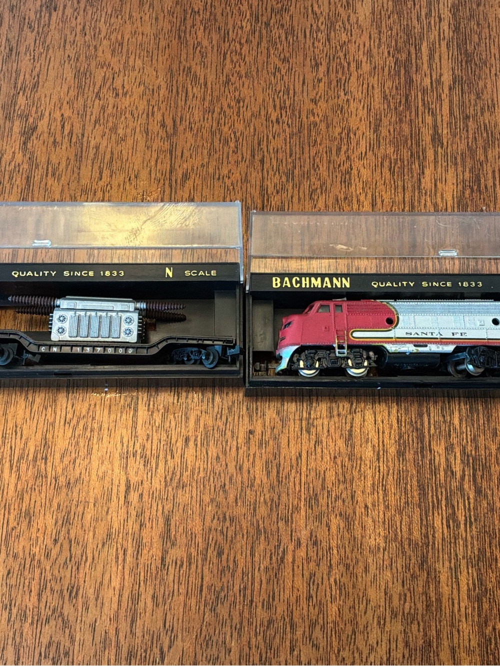 Bachmann N Scale Santa Fe Locomotive in Red and Silver and flat bed